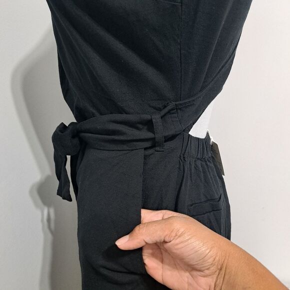 Marine Layer Tencel Blend Eloise Belted Jumpsuit Peekaboo Cutout XS Black NWT - Picture 11 of 15